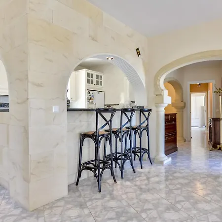 Villa Fortuna - Apartamentos У Estudios Para Vacaciones Con Territorio Y Piscina Comun, Calpe *