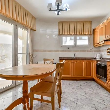 Villa Fortuna - Apartamentos У Estudios Para Vacaciones Con Territorio Y Piscina Comun, Calpe Calp