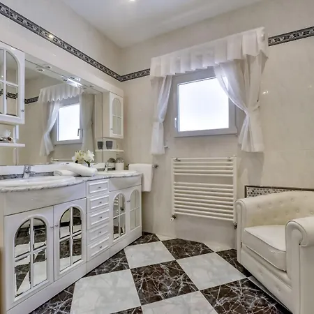 Gasthof Villa Fortuna - Apartamentos У Estudios Para Vacaciones Con Territorio Y Piscina Comun, Calpe Calp