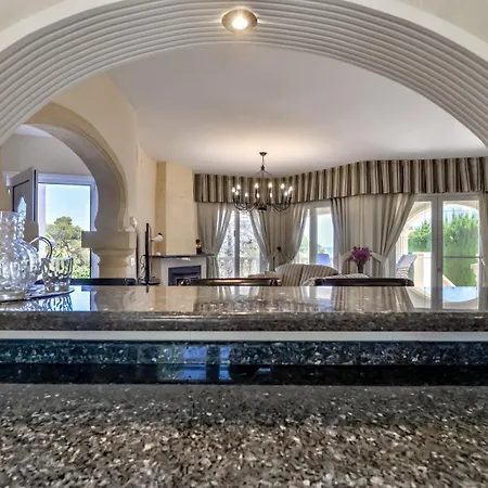 Villa Fortuna - Apartamentos У Estudios Para Vacaciones Con Territorio Y Piscina Comun, Calpe Gasthof