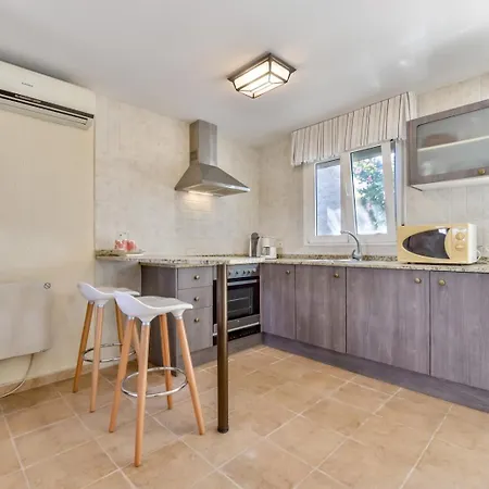 Villa Fortuna - Apartamentos У Estudios Para Vacaciones Con Territorio Y Piscina Comun, Calpe *