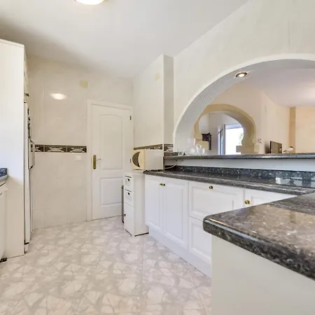 Villa Fortuna - Apartamentos У Estudios Para Vacaciones Con Territorio Y Piscina Comun, Calpe Gasthof Calp