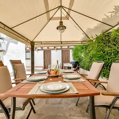 Villa Fortuna - Apartamentos У Estudios Para Vacaciones Con Territorio Y Piscina Comun, Calpe Gasthof